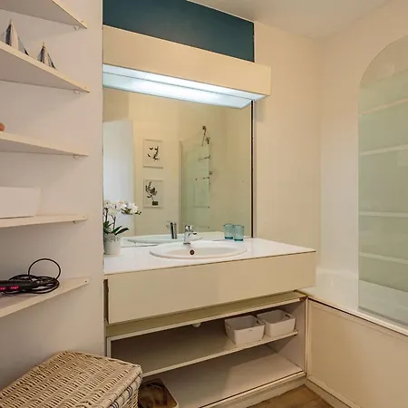 Apartman Moderne En Bord De Avec Acces Piscine A - Fr-1-3-611 *