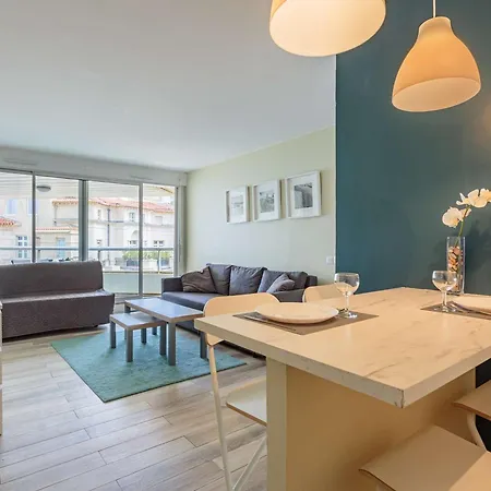 Apartman Moderne En Bord De Avec Acces Piscine A - Fr-1-3-611